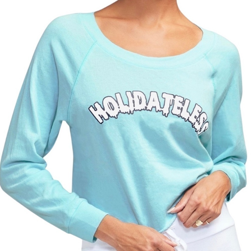 𝅺WILDFOX 💋🦊 Wildfox NWT Holidateless World Tour Crop Tiffany blue
